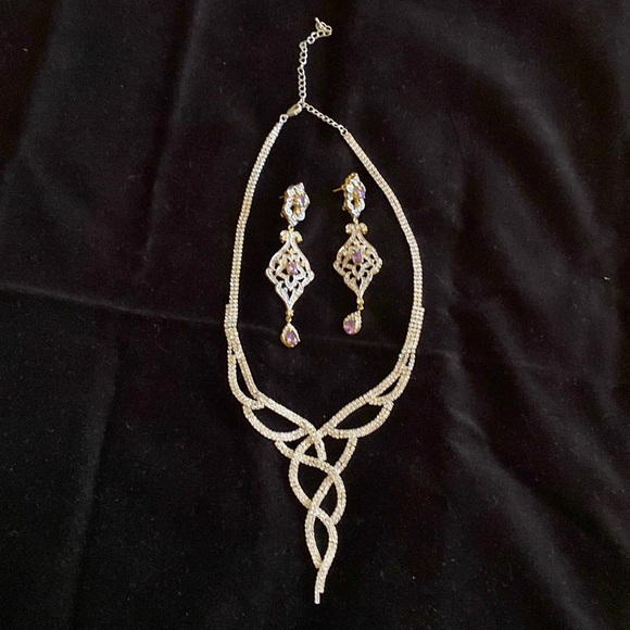 Jewelry set earrings with real amethyst and necklace.perfect condition like new - Picture 2 of 6